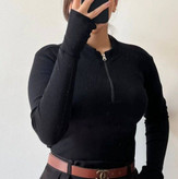 بلوز نیم زیپ زنانه